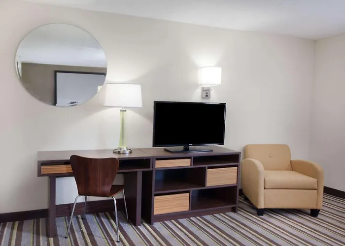 Hotel Super 8 By Wyndham Chicago/rosemont/o'hare/se