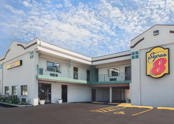 Super 8 By Wyndham Chicago/rosemont/o'hare/se Hotel River Grove