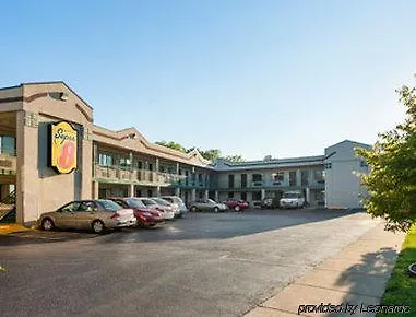 Super 8 By Wyndham Chicago/rosemont/o'hare/se Hotel