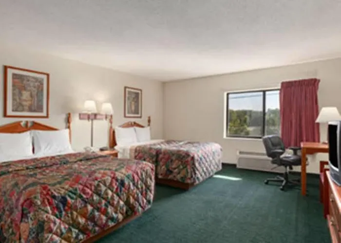 Super 8 By Wyndham Chicago/rosemont/o'hare/se Hotel 2*