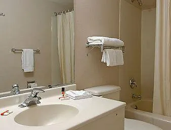 Super 8 By Wyndham Chicago/rosemont/o'hare/se 2*
